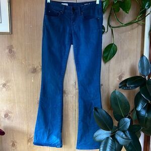 Gap 1969 Low Rise Boot Cut Soft Jeans 26/2